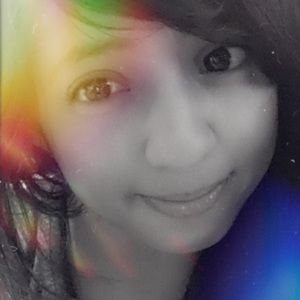 Meet your Posher, April